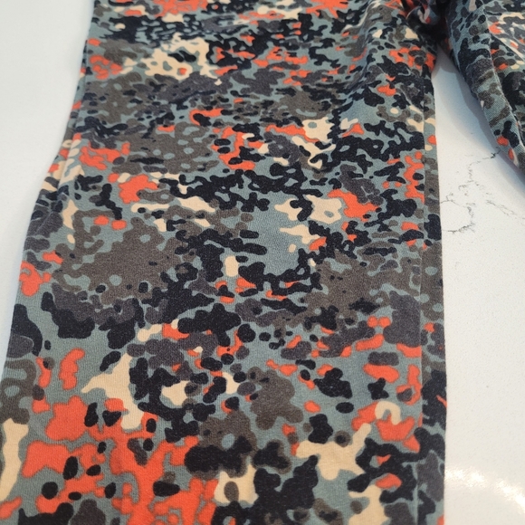 Vans Leggings - women's size Large - Picture 7 of 11